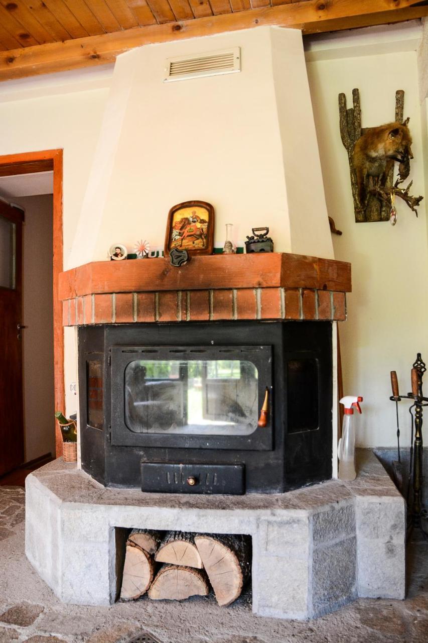 Guest House Raiski Kаt Mezek Zewnętrze zdjęcie